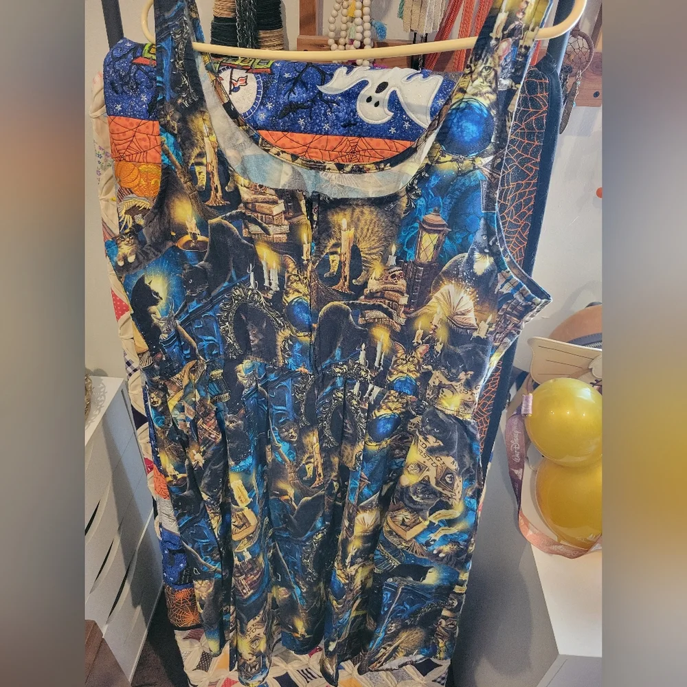 Retrolicious 2x Magic Cat Dress - Picture 2 of 3